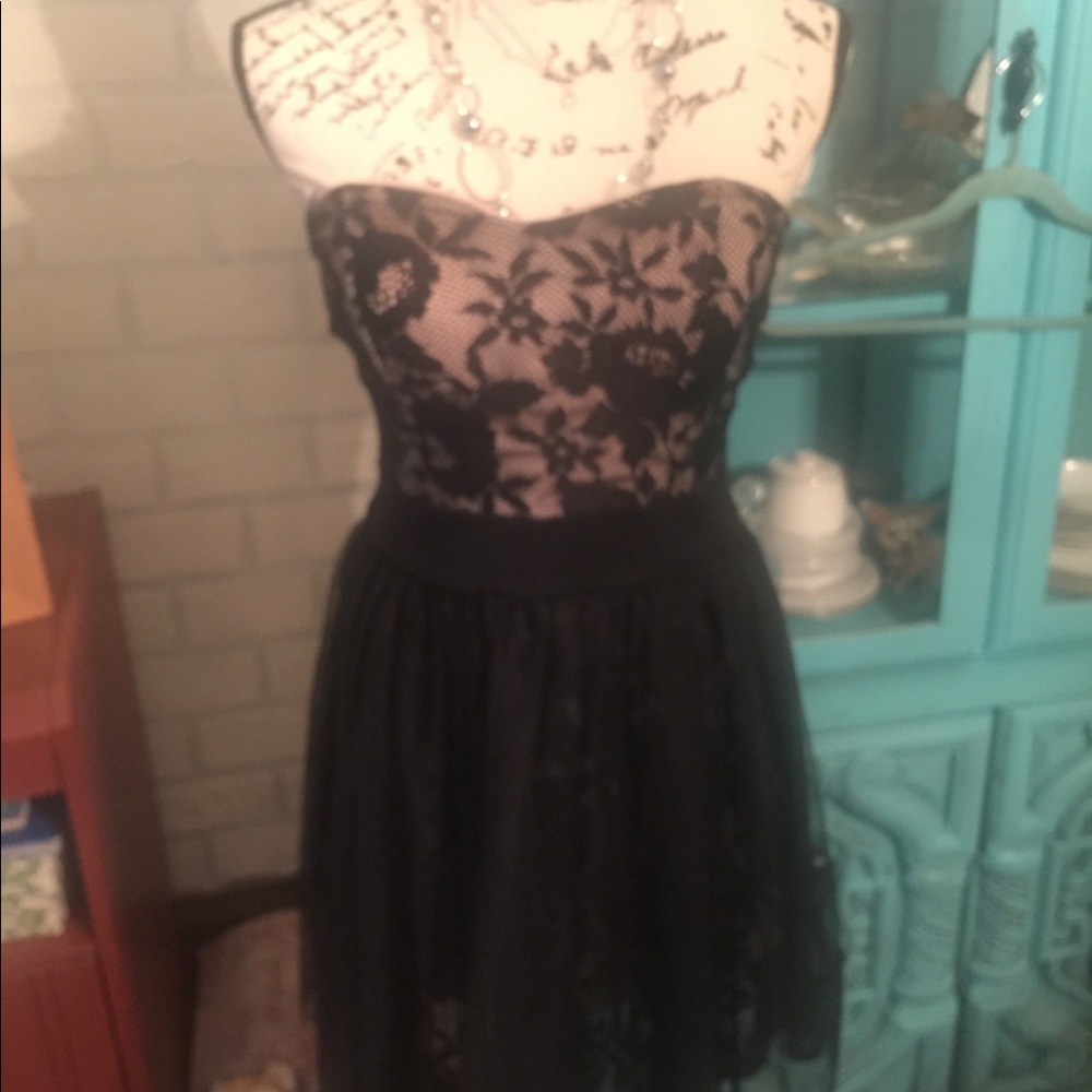 Black short party dress